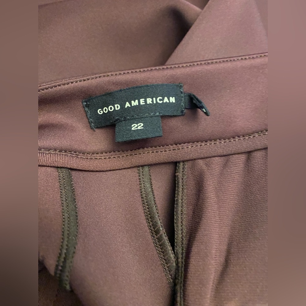 NWT GOOD AMERICAN Column Scuba Stretch Pants In Malbec003 Size 22 - Picture 5 of 11